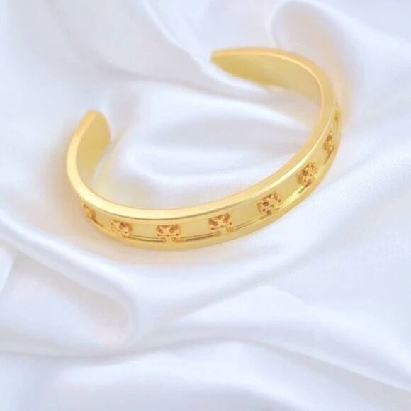 ❤️❤️❤️NWT Tory Burch Gold Logo Raised Cuff Bangle - Picture 5 of 8
